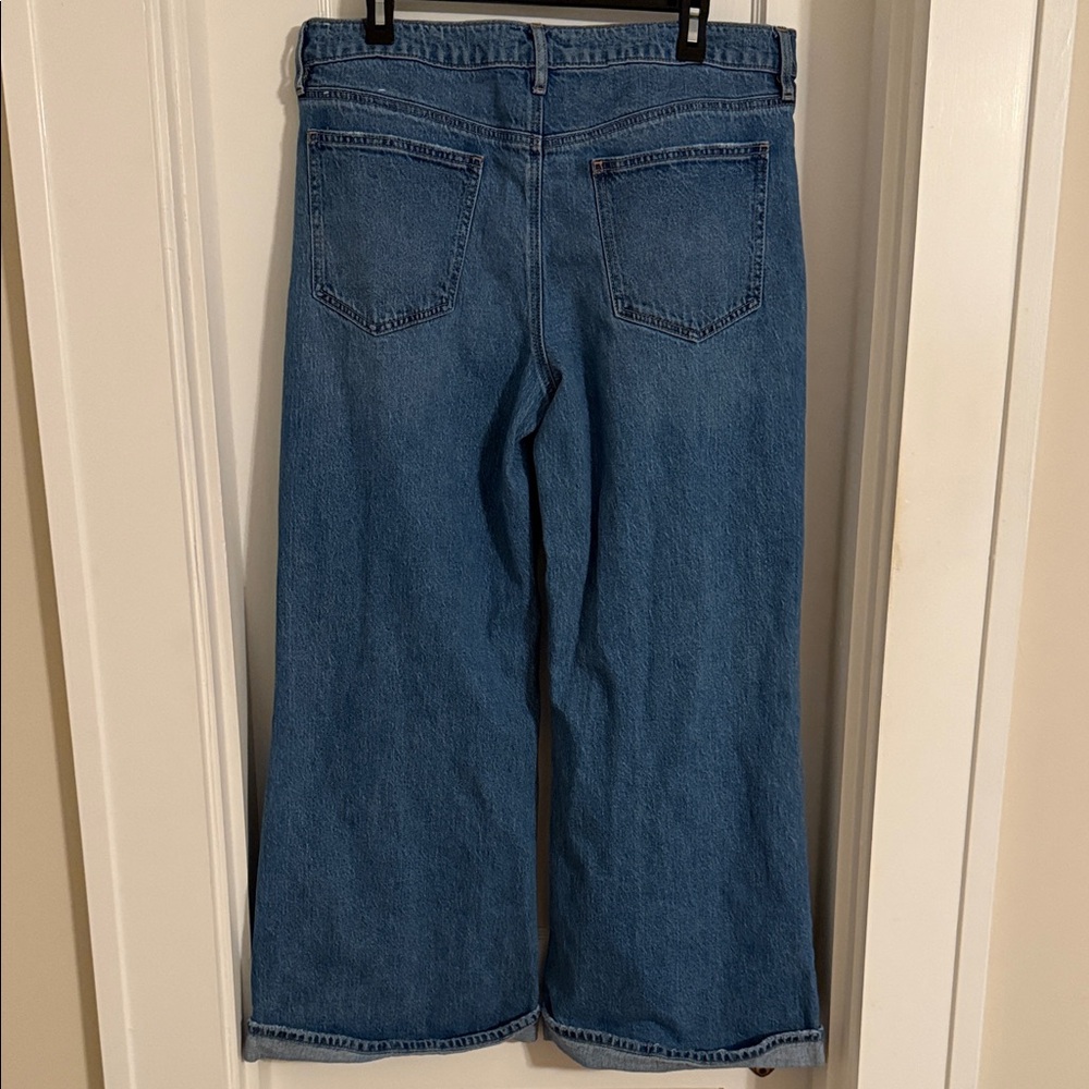 Ann Taylor The Palazzo mid-rise cuffed jeans size 12 - Picture 3 of 6